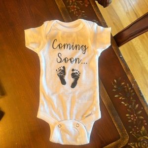 New without tags newborn inside great for a reveal